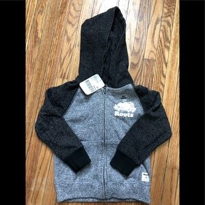 NEW WITH TAGS ROOTS HOODIE 2T